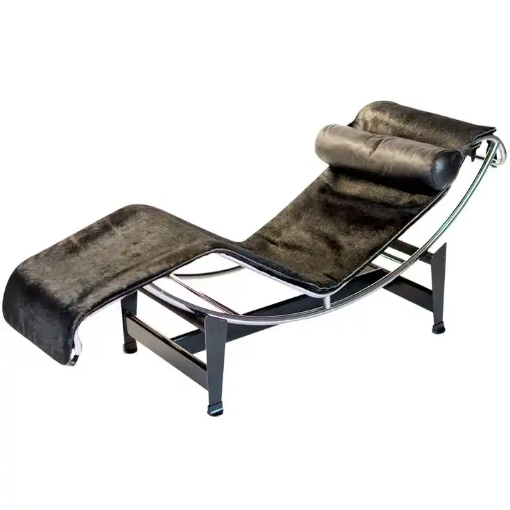 LC4 Lounge chair