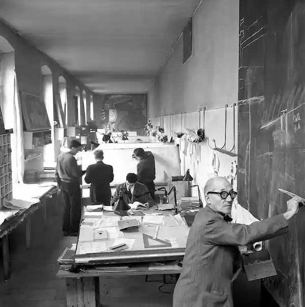 Le Corbusier rue de Sevres