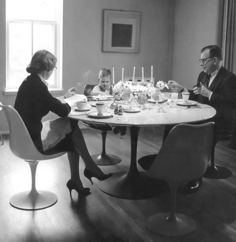 année 70 table tulip