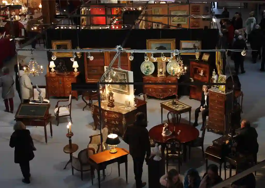 salon des antiquaires