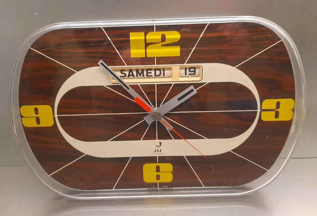 Les objets à chiner absolument dans les brocantes de l'été 2025
